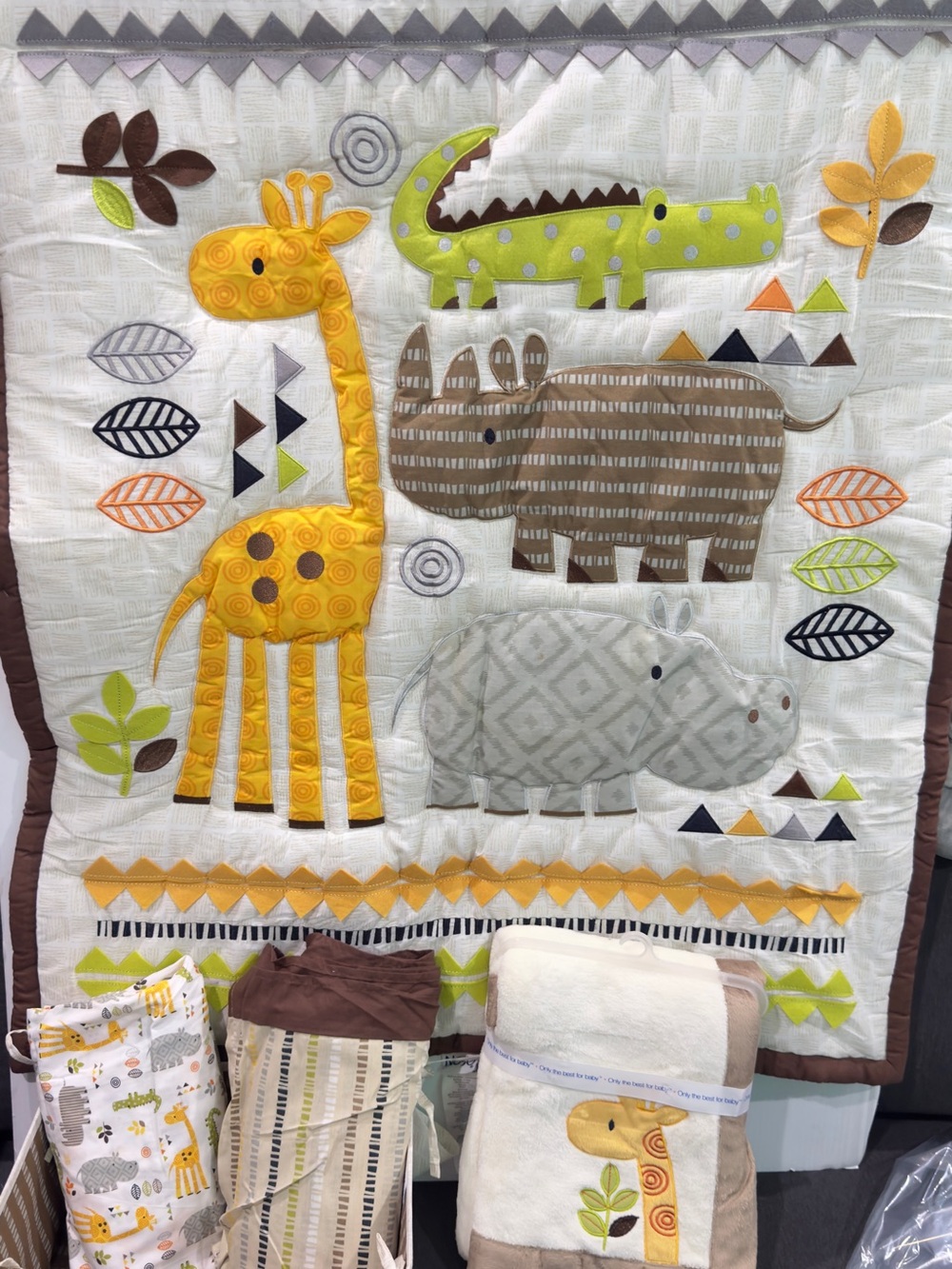 Safari Friends Kids Quilt - Yellow, Green, Brown, Gray